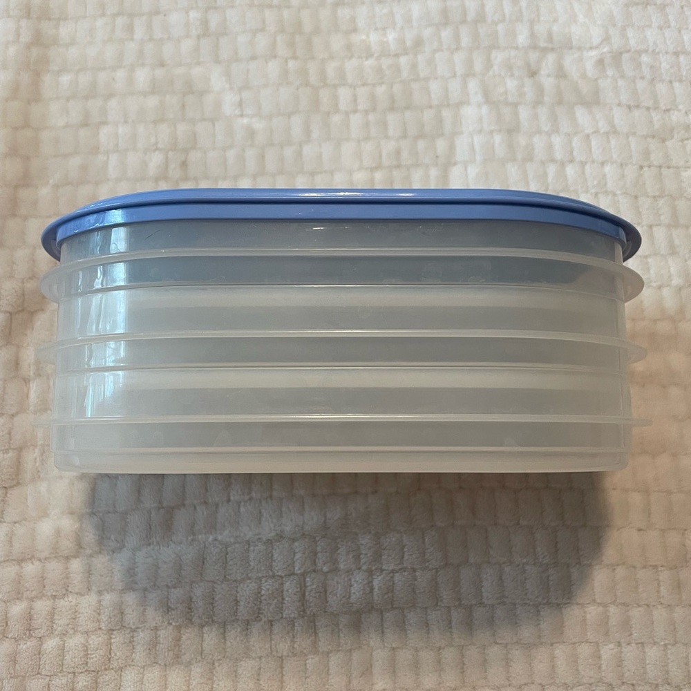 VINTAGE TUPPERWARE